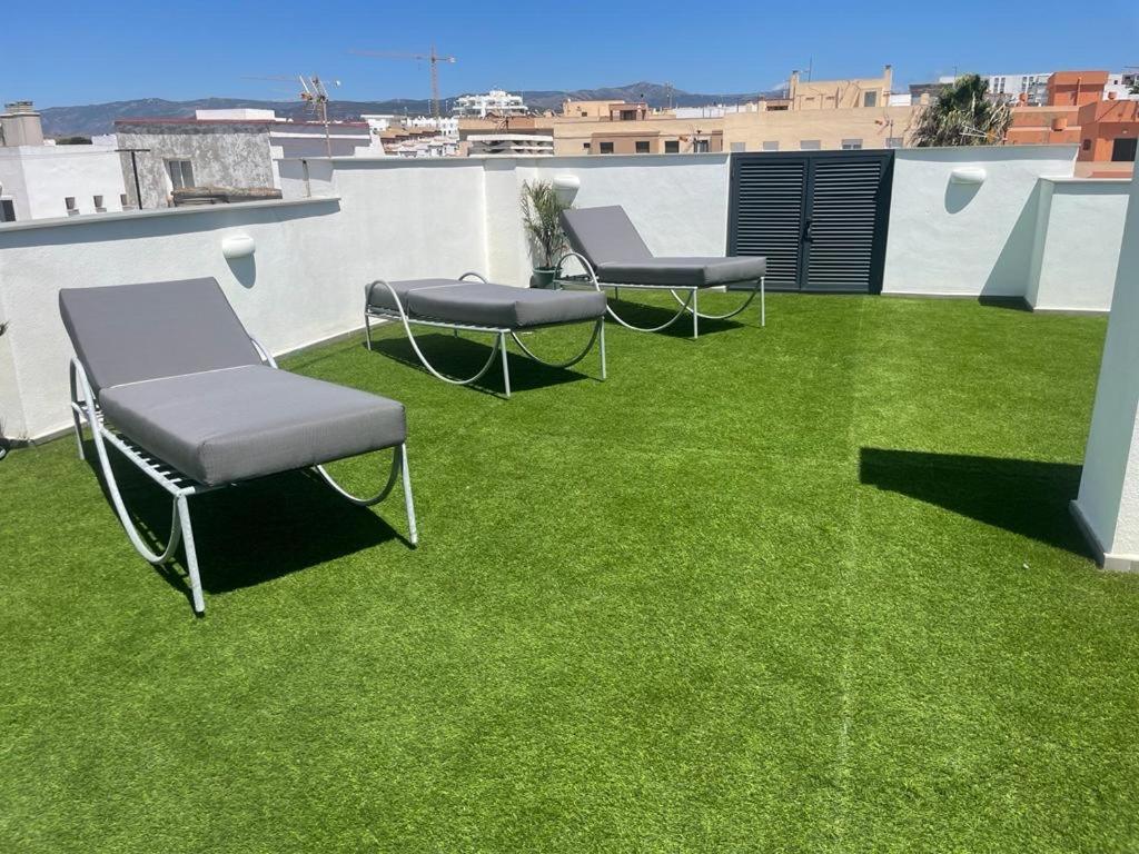 Apartamento De Lujo Con Piscina En ตาริฟา ภายนอก รูปภาพ